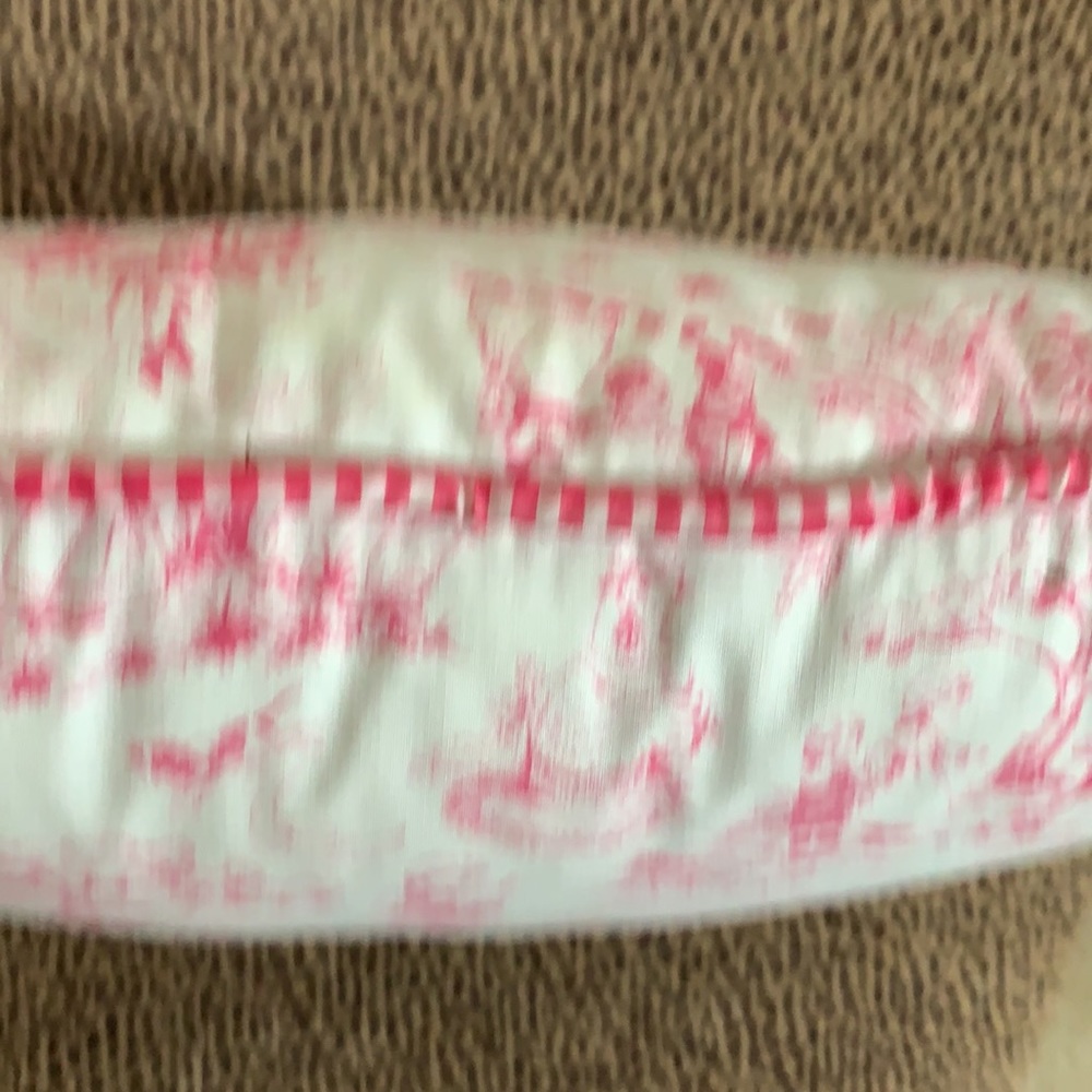 Nursery Rhyme Toille Pillow - Picture 8 of 8
